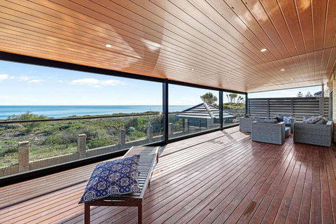 Absolute Oceanfront Retreat - Tourism Guide 3