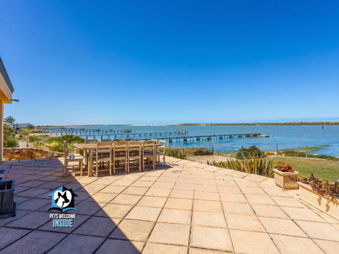 Absolute Water Frontage W/ Jetty + Boat Ramp - Tourism Guide 4