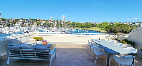 Absolute Waterfront With Oversized Private Terrace - Tourism Guide 0