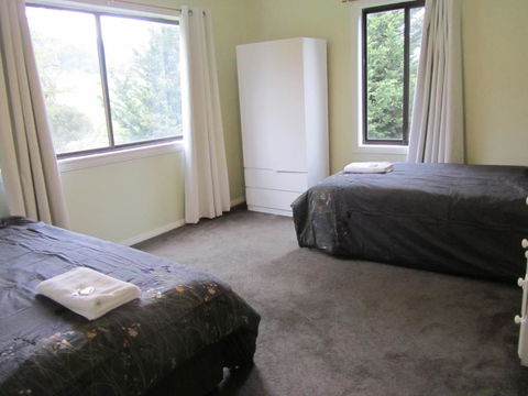 Acacia Cottage - Tourism Guide 2