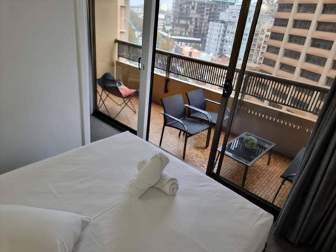 Accommodation Sydney City Centre 1 Bedroom Apartment With Balcony - Cruises Travel 4