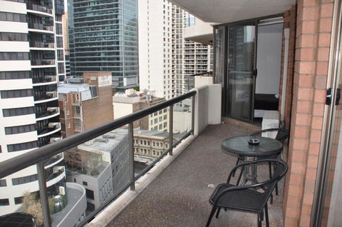 Accommodation Sydney - Kent Street Sydney CBD Top Floor 2 Bedroom Apartment With Balcony - Tourism Guide 2