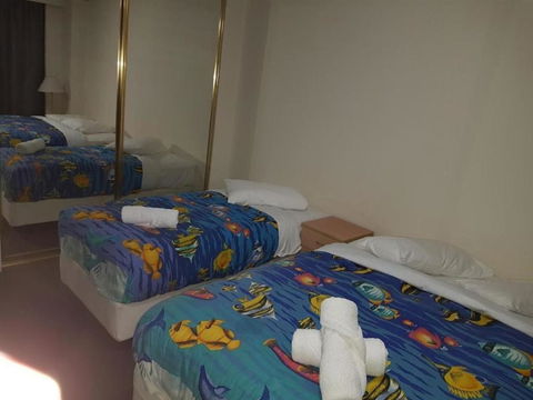 Accommodation Sydney - Kent Street Sydney CBD Top Floor 2 Bedroom Apartment With Balcony - Tourism Guide 0