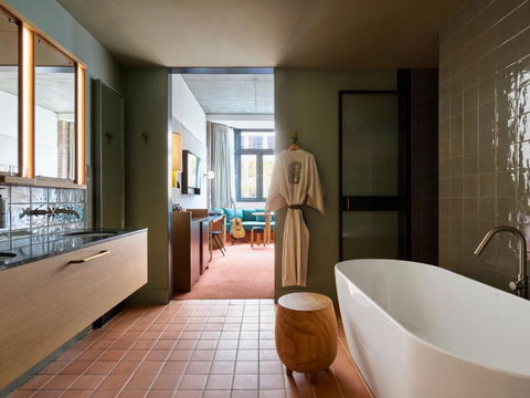 Ace Hotel Sydney - Tourism Guide 4
