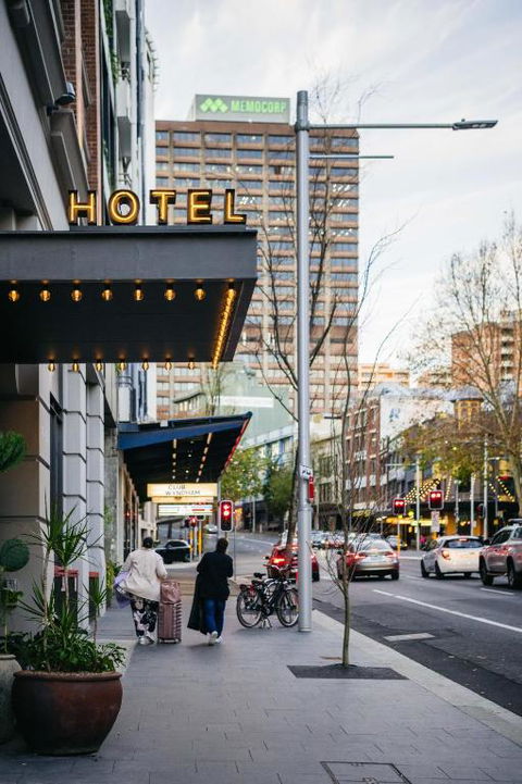 Ace Hotel Sydney - Tourism Guide 3