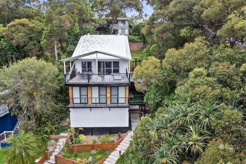 Adder View By Discover Stradbroke - Tourism Guide 0