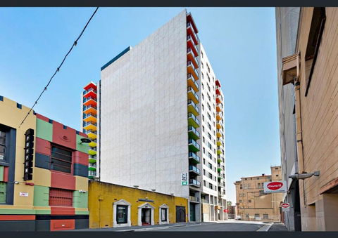 Adelaide City Vibe - Tourism Guide 2