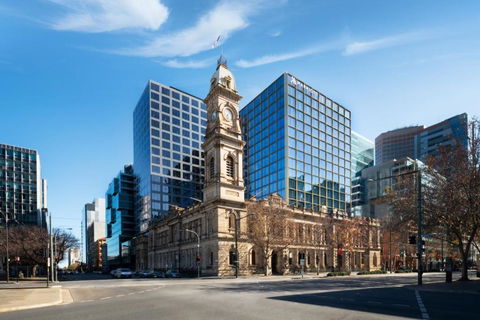 Adelaide Marriott Hotel - Tourism Guide 0