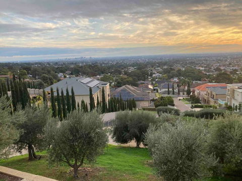 Adelaide And Adelaide Hills Self Contained Private Guest Suite - Tourism Guide 0
