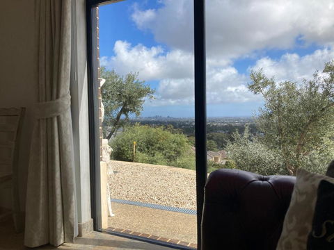 Adelaide And Adelaide Hills Self Contained Private Guest Suite - Tourism Guide 2
