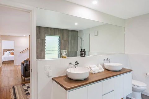 ADS On Collins - 4 Bedroom And Pet Friendly - Tourism Guide 3