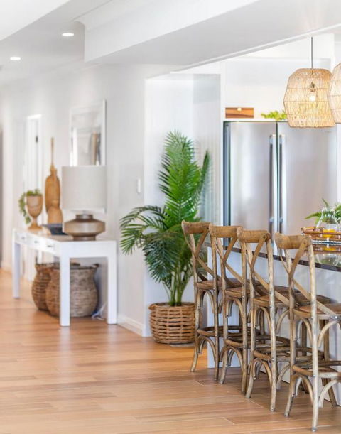 Absolute Beachfront Family Size Home - Tourism Guide 4