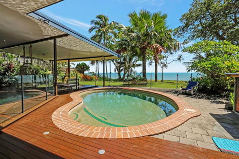 Absolute Beachfront House With Private Pool - Tourism Guide 3