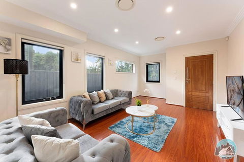Aircabin - Carlingford - Sydney - 4 Beds House - Cruises Travel 2