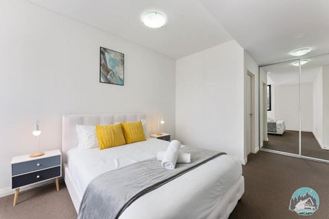 Aircabin - Rosebery - Lovely - 2 Beds Apt +Parking - Tourism Guide 3
