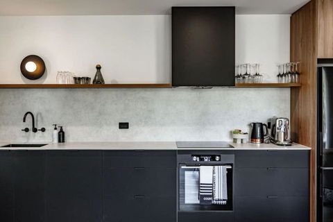 Al Fresco Living Apartment In Launceston - Tourism Guide 4