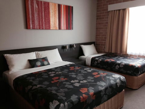 Alexander The Great Motel - Tourism Guide 0
