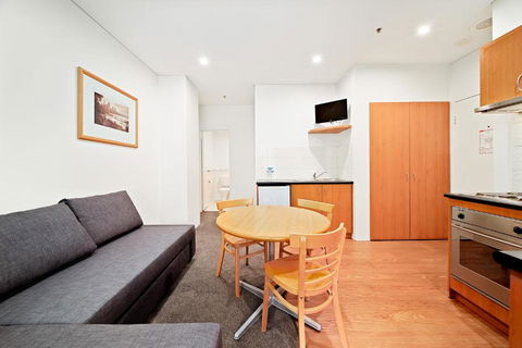 All Suites Perth - Tourism Guide 3