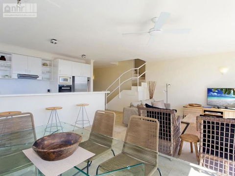 Allambi Apartment 5 Allambi Rise 25 - Tourism Guide 2