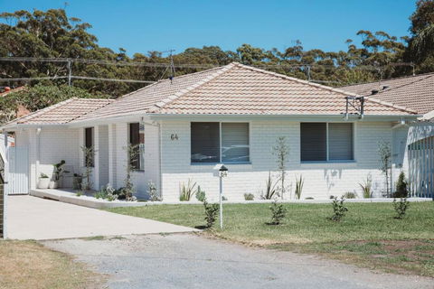 Alma At Shoal Bay - Tourism Guide 4