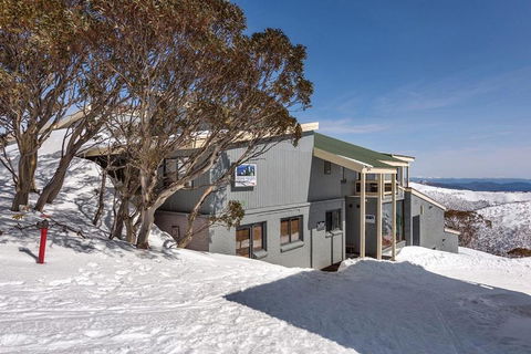 Alpine Heights 11B - Tourism Guide 0