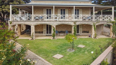 Alton House By Wine Coast Holidays - Tourism Guide 0