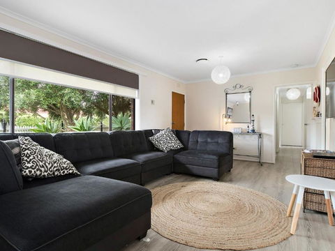 Amaroo By The Bay - Tourism Guide 2