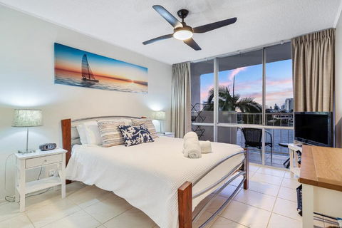 Amazing Water Views Surfers Paradise - Tourism Guide 4