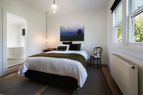 Annecy House - Tourism Guide 2