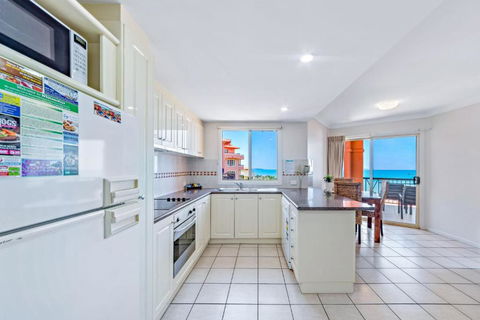 Airlie Dream - Tourism Guide 2
