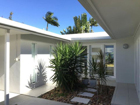 Airy Home - 3 Bedrooms & Office - Tourism Guide 0