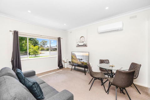 Altus Wagga Apartments - Tourism Guide 1