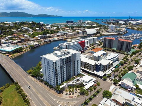Apartment On Palmer - Tourism Guide 4