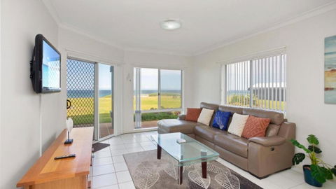 Apartment 16 - The Meridian - Tourism Guide 4