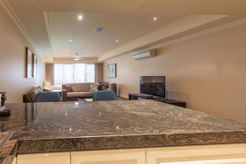Apartment 2, 9 River Lane Mannum - Tourism Guide 2