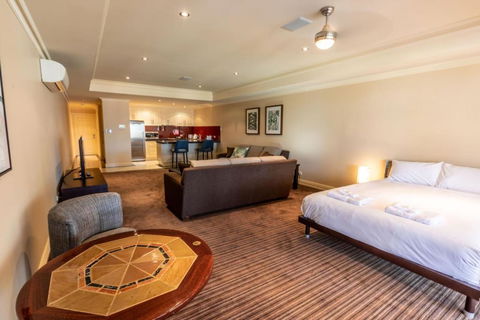 Apartment 2, 9 River Lane Mannum - Tourism Guide 4