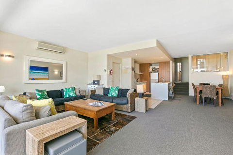 Apartment 20 Kalimna - Tourism Guide 4