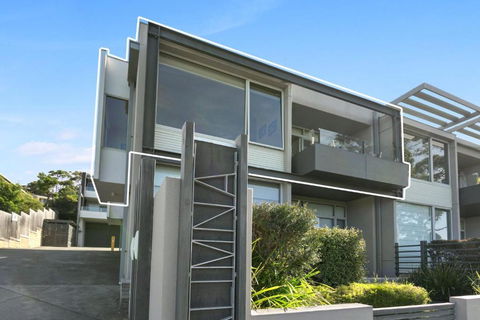 Apartment 9 Kalimna - Tourism Guide 1