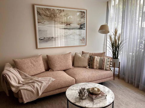 Apartment In South Melbourne - Tourism Guide 0