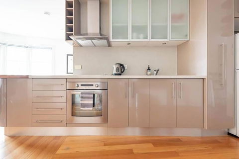Apartment In The Heart Of The Launceston CBD - Tourism Guide 2