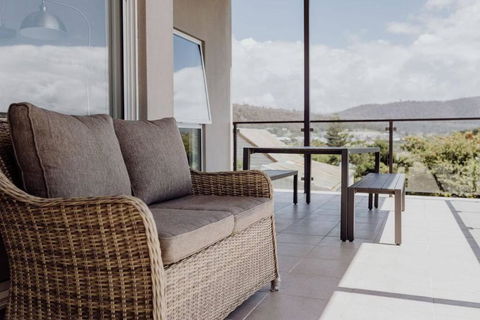 Apartment On James - Tourism Guide 2