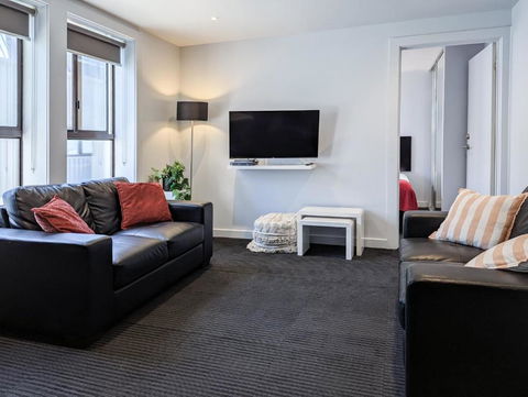 Apartments On Chapman - Tourism Guide 0