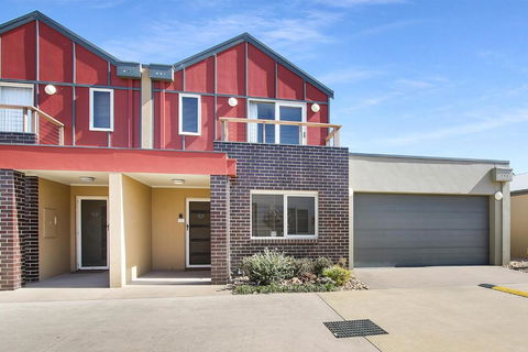 Apartments On Church - Unit 7 - Tourism Guide 0