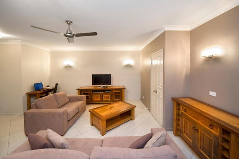 Apartments On Palmer - Tourism Guide 0