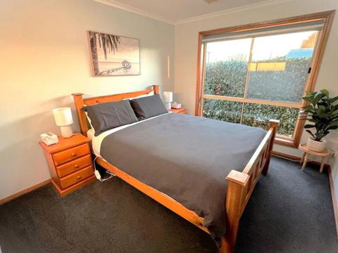 Apartments On Tolmie - Tourism Guide 0
