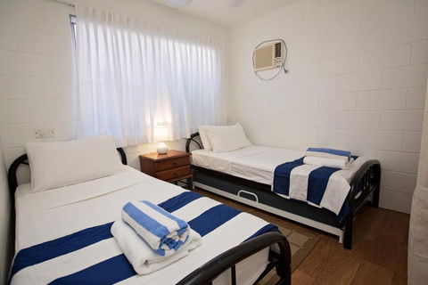 Apollo Jewel Beachfront Apartments - Tourism Guide 1