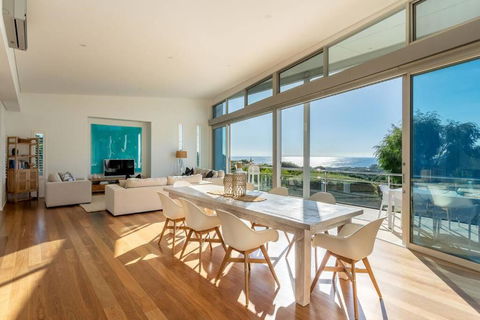 Apricus I Private Properties - Tourism Guide 0