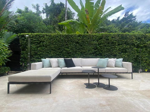 AQUA Beachfront Villa Port Douglas - Tourism Guide 0