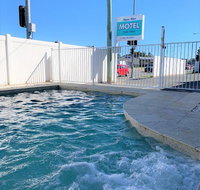 Aqua Blue Motel - Tourism Guide
