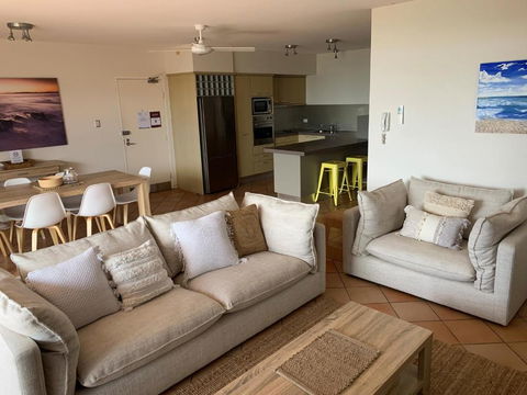 Aqua Promenade Beachfront Holiday Apartments - Tourism Guide 4